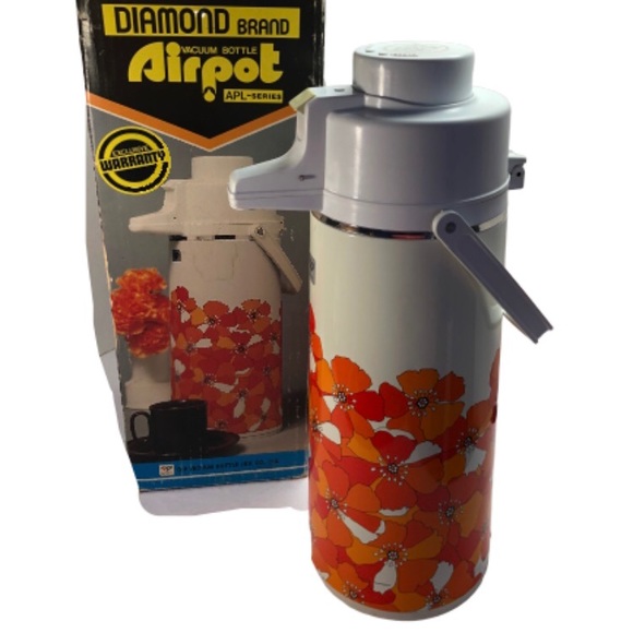 1970's Aladdin Quart Thermos with box Rainbow Cup - Picture 1 of 8